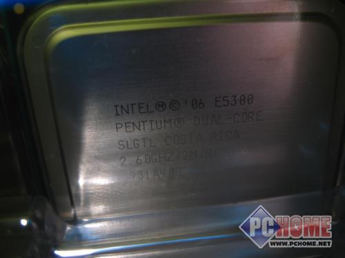 点击查看本文图片 Intel 奔腾双核 E5300(盒) - 年末盘点 Intel智能钻石侠掀价格风暴