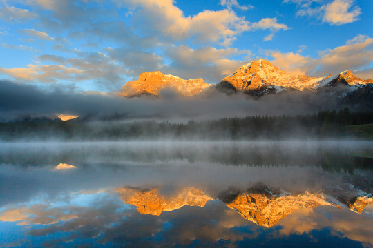 天光云影 摄于加拿大KANANASKIES国家公园 2014年 Canon EOS 5D Mark II