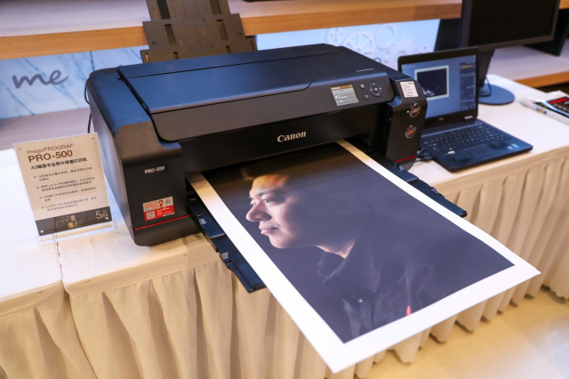 佳能imagePROGRAF PRO-500 A2幅面专业照片喷墨打印机提供了行业高水准的输出表现